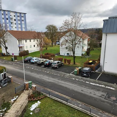 Zuhause Bei Uns Im Doppelzimmer L *