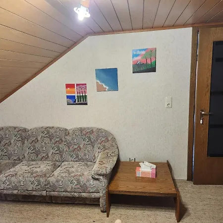 Zuhause Bei Uns Im Doppelzimmer L Dorfles-Esbach
